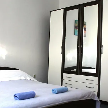 Mila Apartment *